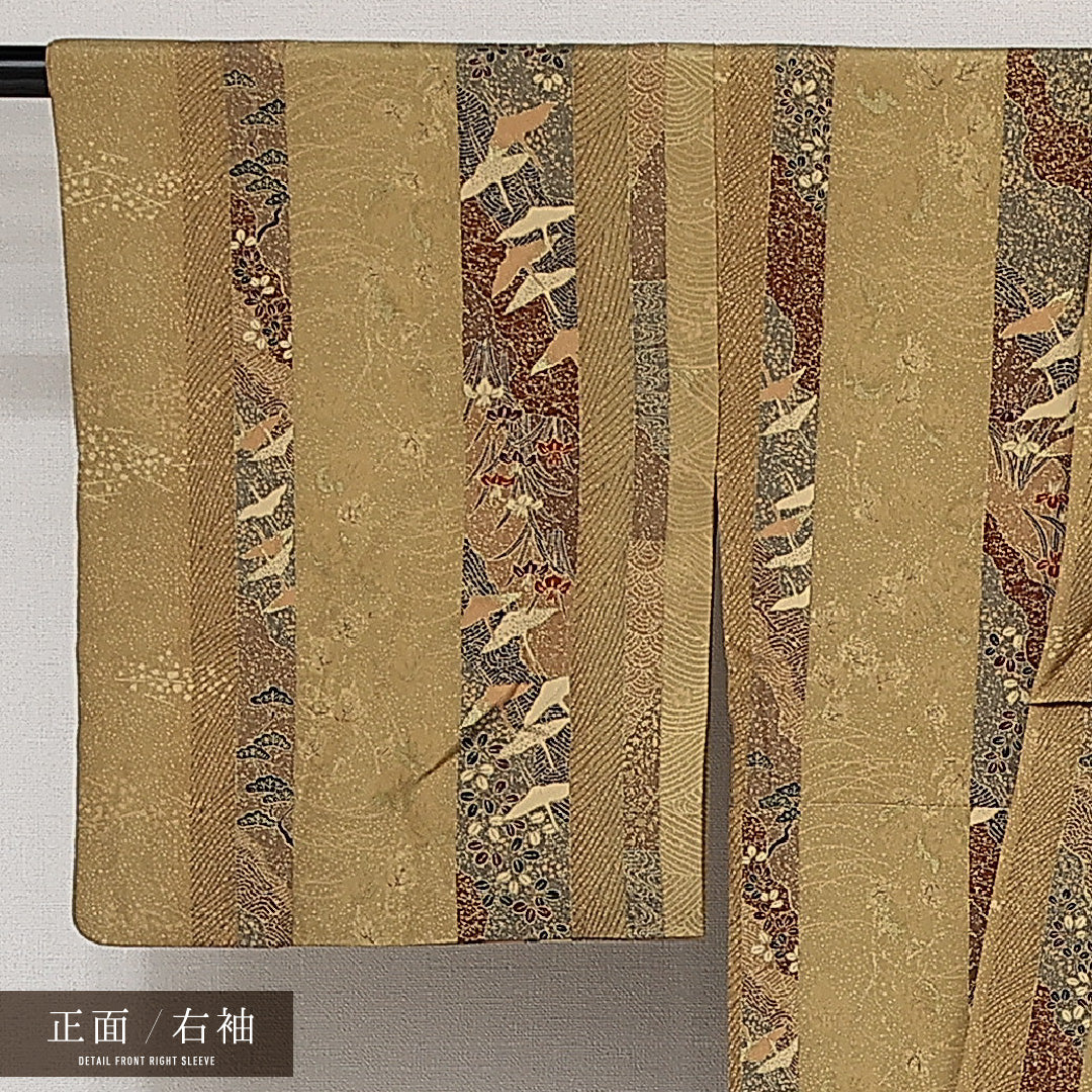 小紋 袷 身丈162cm 裄丈62cm 正絹 Sランク インフォーマル 広衿 Lサイズ 金彩 鷺 菖蒲 松 茶系 RP 1221-14174