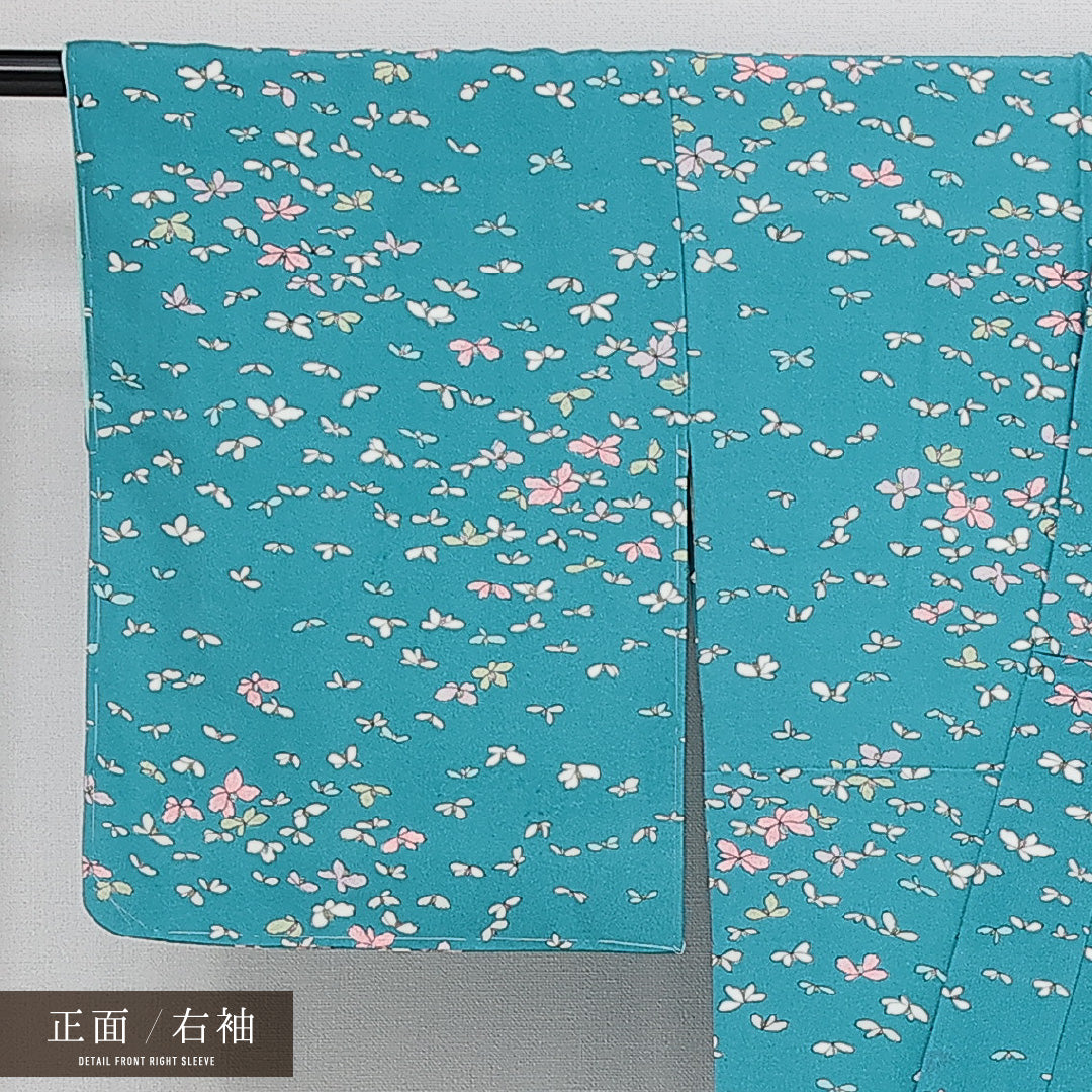 未使用品 洗える着物 小紋 袷 身丈155cm 裄丈63cm ポリエステル Sランク インフォーマル バチ衿 Mサイズ しつけ糸 花柄 水色系 RP 1221-14295