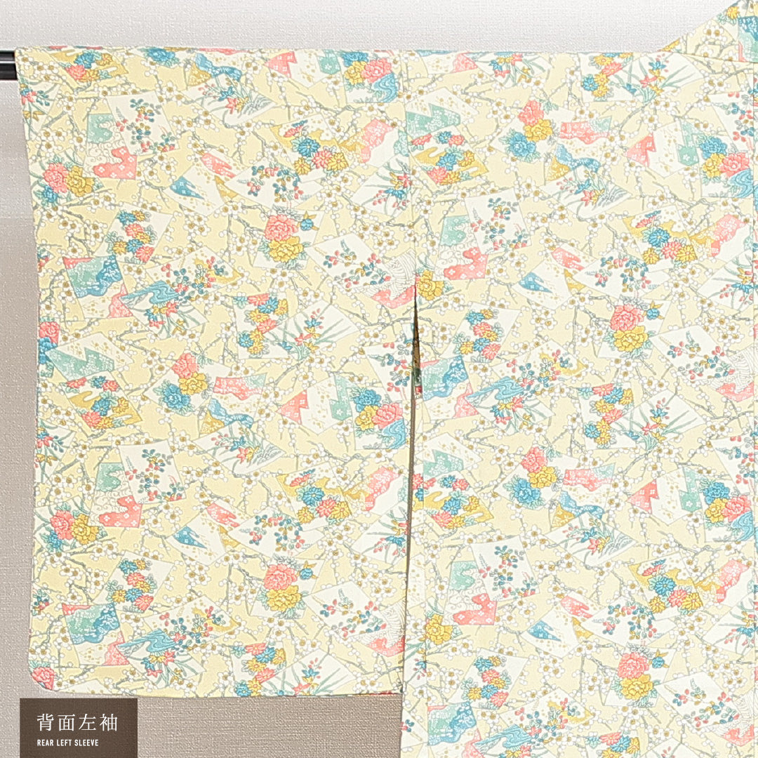 未使用品 羽織 袷 身丈82cm 裄丈62cm 正絹 Nランク カジュアル Sサイズ 紐あり しつけ糸 色紙 梅 クリーム系 RP 1232-14738