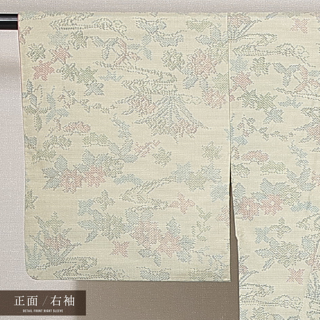 紬 袷 身丈153cm 裄丈60cm 正絹 Sランク カジュアル バチ衿 Sサイズ 椿 紅葉 クリーム系 RP 1223-14934