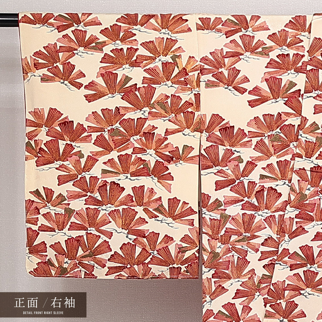 未使用品 小紋 袷 身丈158cm 裄丈63cm 正絹 Sランク インフォーマル 広衿 Mサイズ 金彩 しつけ糸 植物柄 クリーム系 RP 1221-14309