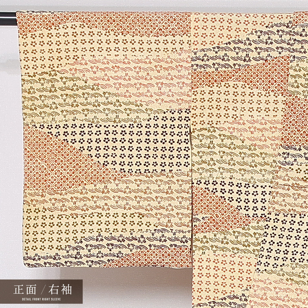 小紋 単衣 身丈151cm 裄丈63cm 正絹 Sランク インフォーマル 広衿 Sサイズ 花菱 梅鉢 ベージュ系 RP 1221-12174