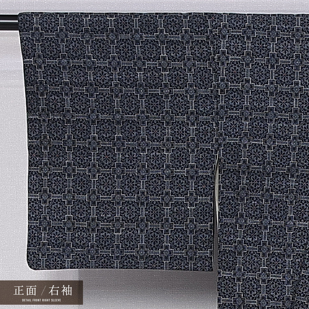 小紋 袷 身丈141cm 裄丈60cm 正絹 Sランク インフォーマル バチ衿 XSサイズ 菊菱 アラベスク文様 黒系 RP 1221-11374