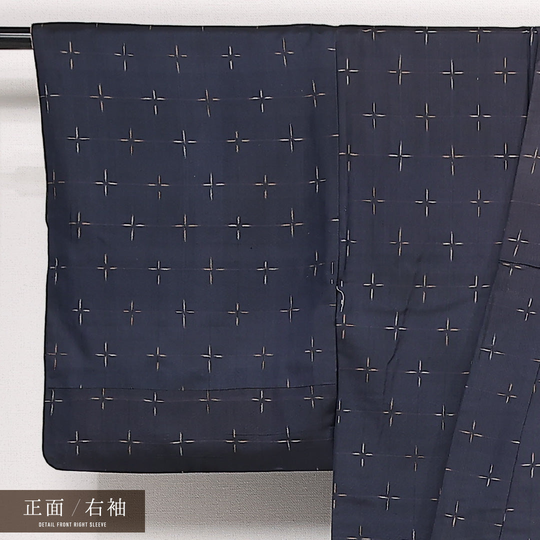 アンティーク お召 袷 身丈147cm 裄丈63cm 正絹 Bランク バチ衿 XSサイズ 十字絣 紺系 HP 1222-13340