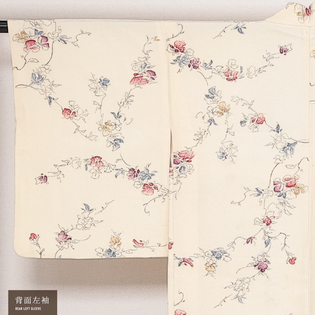 羽織 袷 身丈80cm 裄丈63cm 正絹 Sランク カジュアル Sサイズ 紐あり 花柄 クリーム系 RP 1232-13817