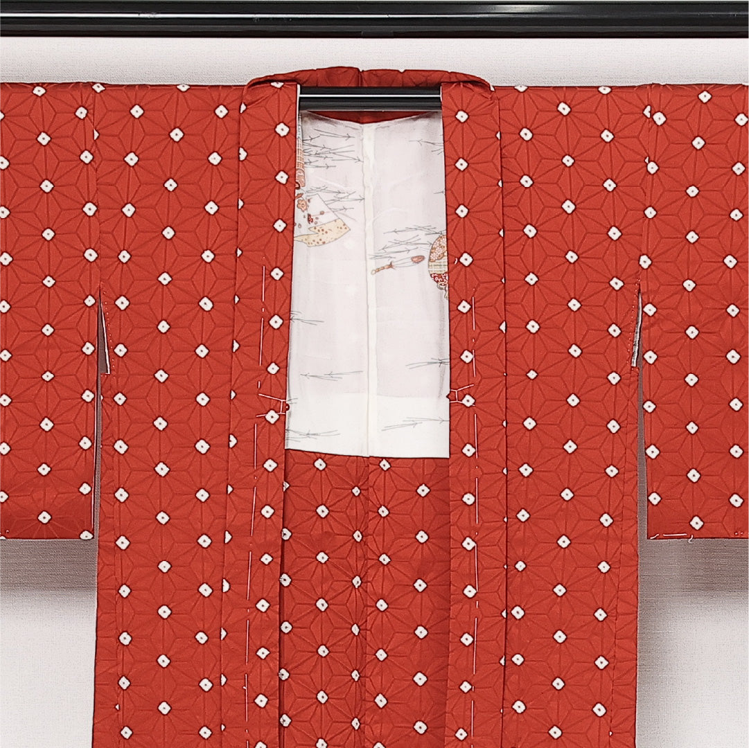 未使用品 羽織 袷 身丈75cm 裄丈65cm 正絹 Nランク カジュアル Mサイズ しつけ糸 麻の葉 赤系 RP 1232-13767