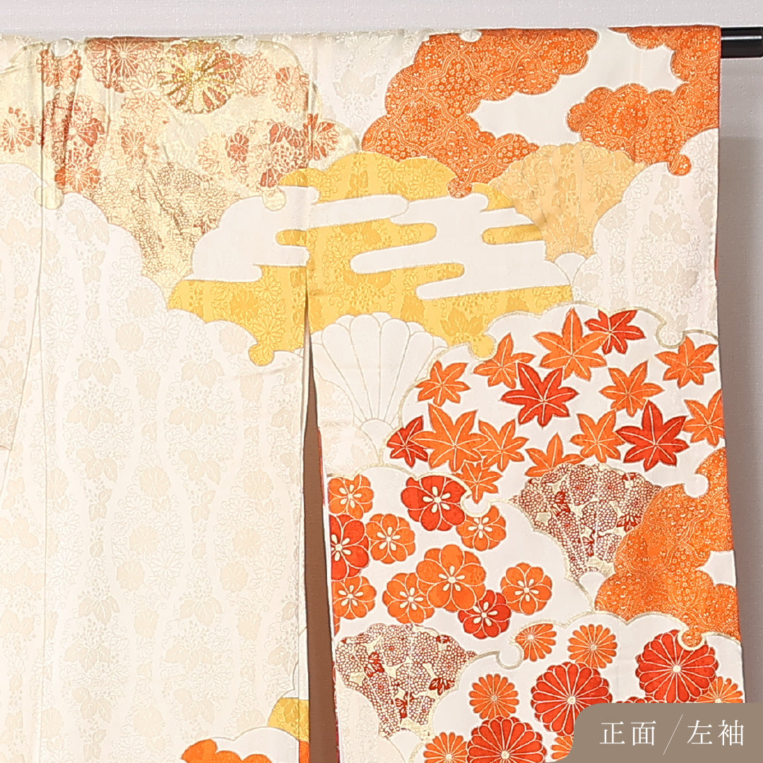 振袖 身丈165cm 裄丈64.5cm Bランク 袷 正絹 S 広衿 刺繍 金駒刺繍 エ霞 吉祥文様 古典柄 雪輪 菊 紅葉 楓 花柄 金襴 橘 クリーム系 1213-F0439