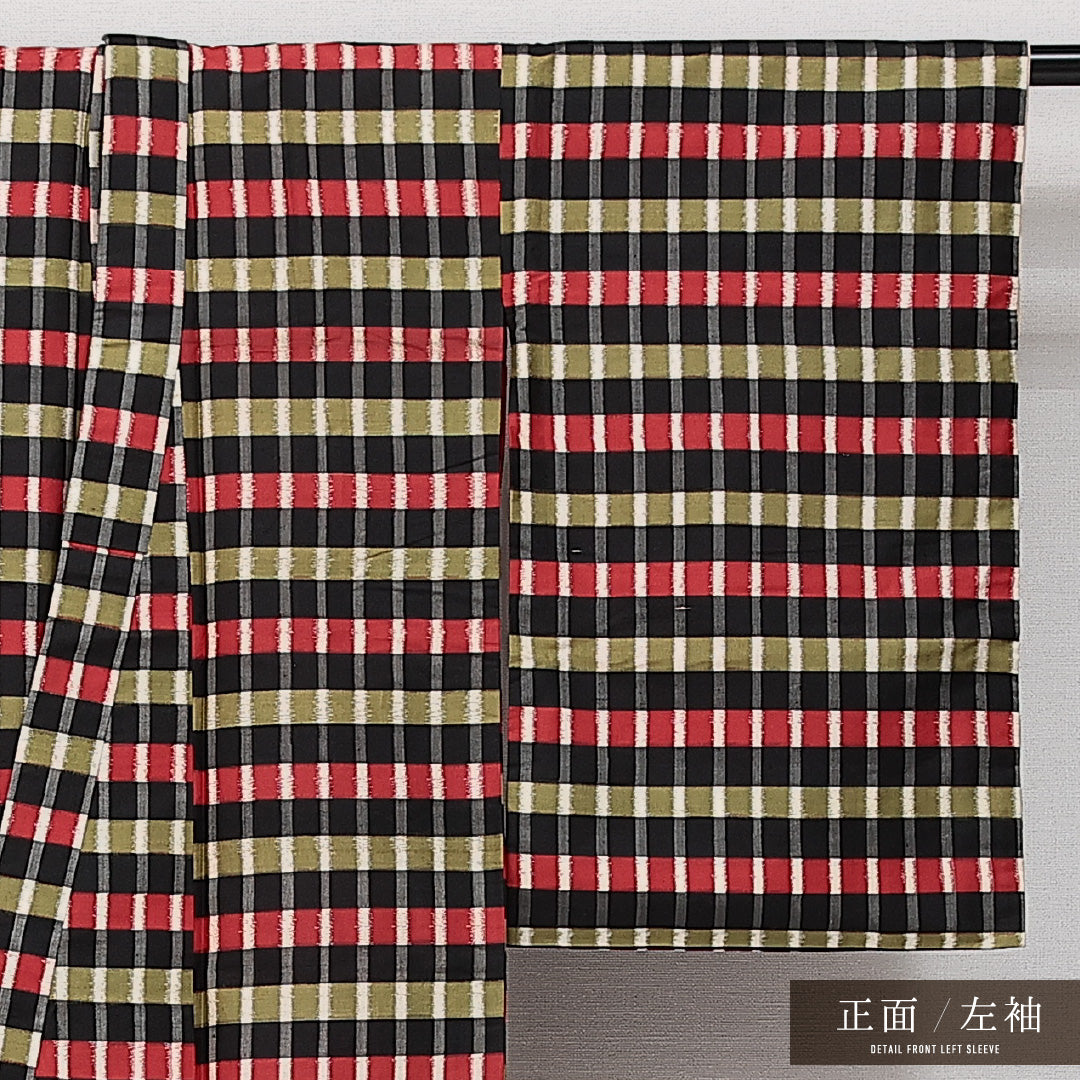 アンティーク 銘仙の着物 袷 身丈141cm 裄丈58cm 正絹 Aランク バチ衿 XSサイズ 格子 黄系 RP 1223-14232