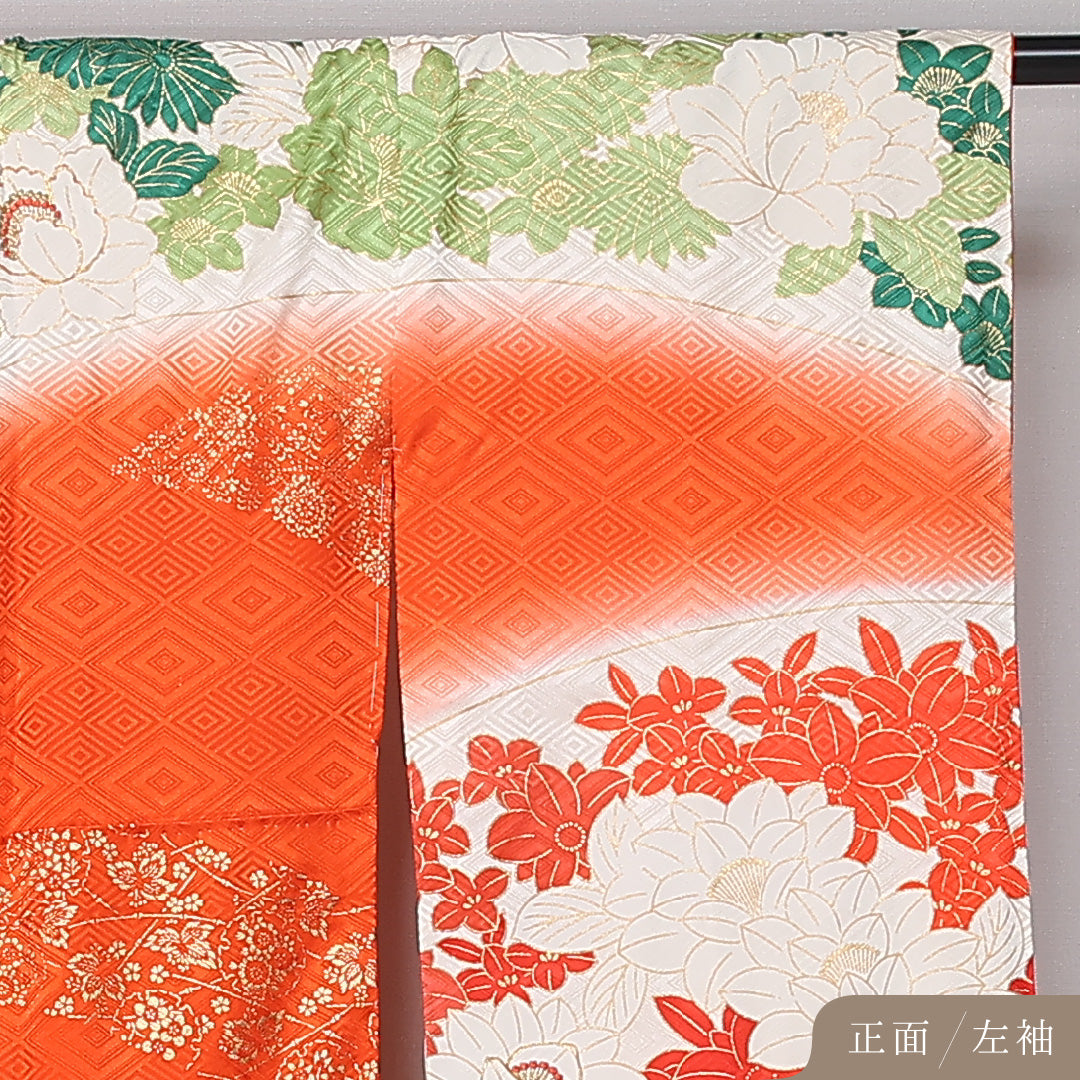 振袖 身丈157cm 裄丈64.5cm Sランク 袷 正絹 XL 広衿 ぼかし 金彩 刺繍 金駒刺繍 吉祥文様 古典柄 牡丹 花柄 朱系 1213-F0429