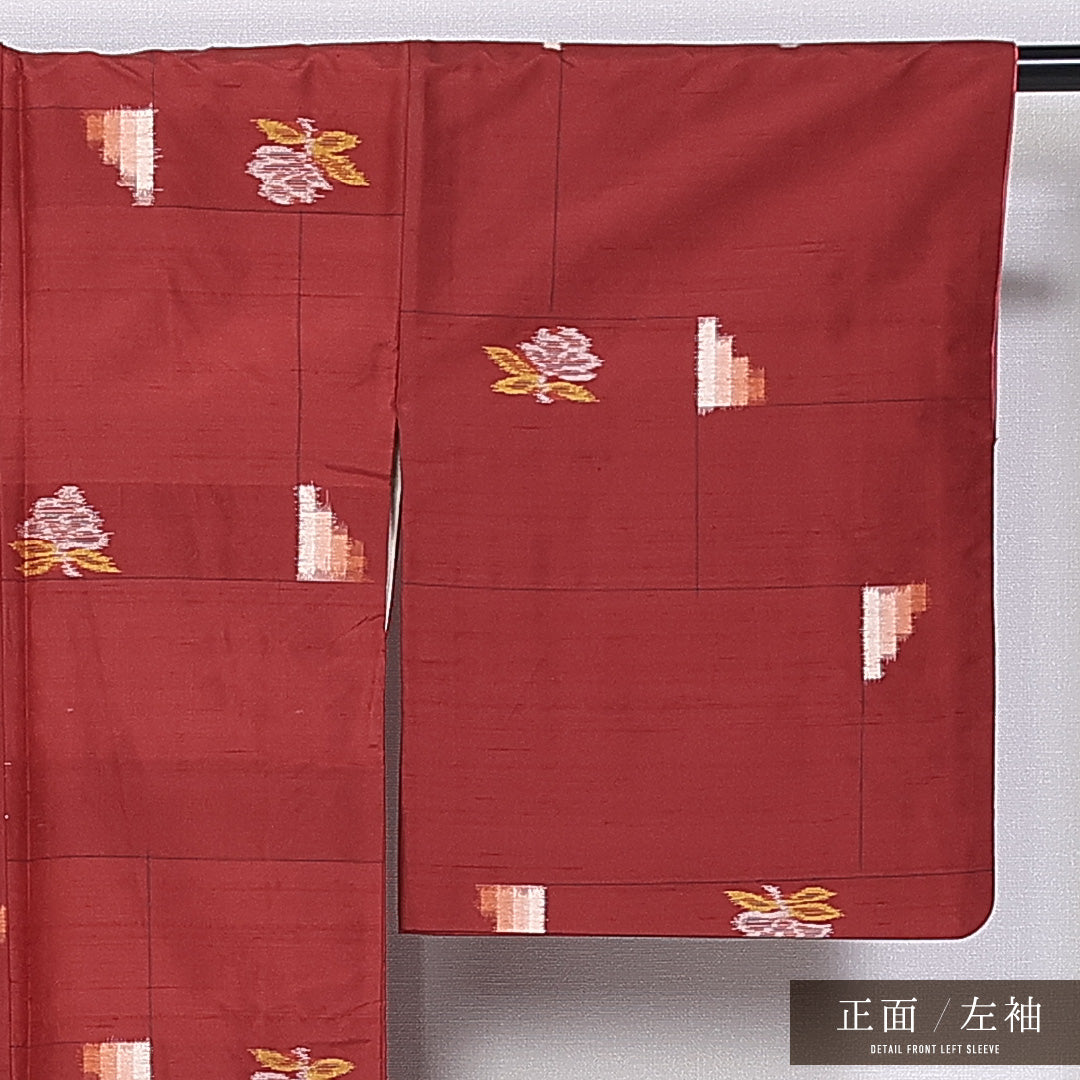 アンティーク 銘仙の着物 袷 身丈160cm 裄丈62cm 正絹 Cランク バチ衿 Lサイズ 花柄 朱系 RP 1223-11318