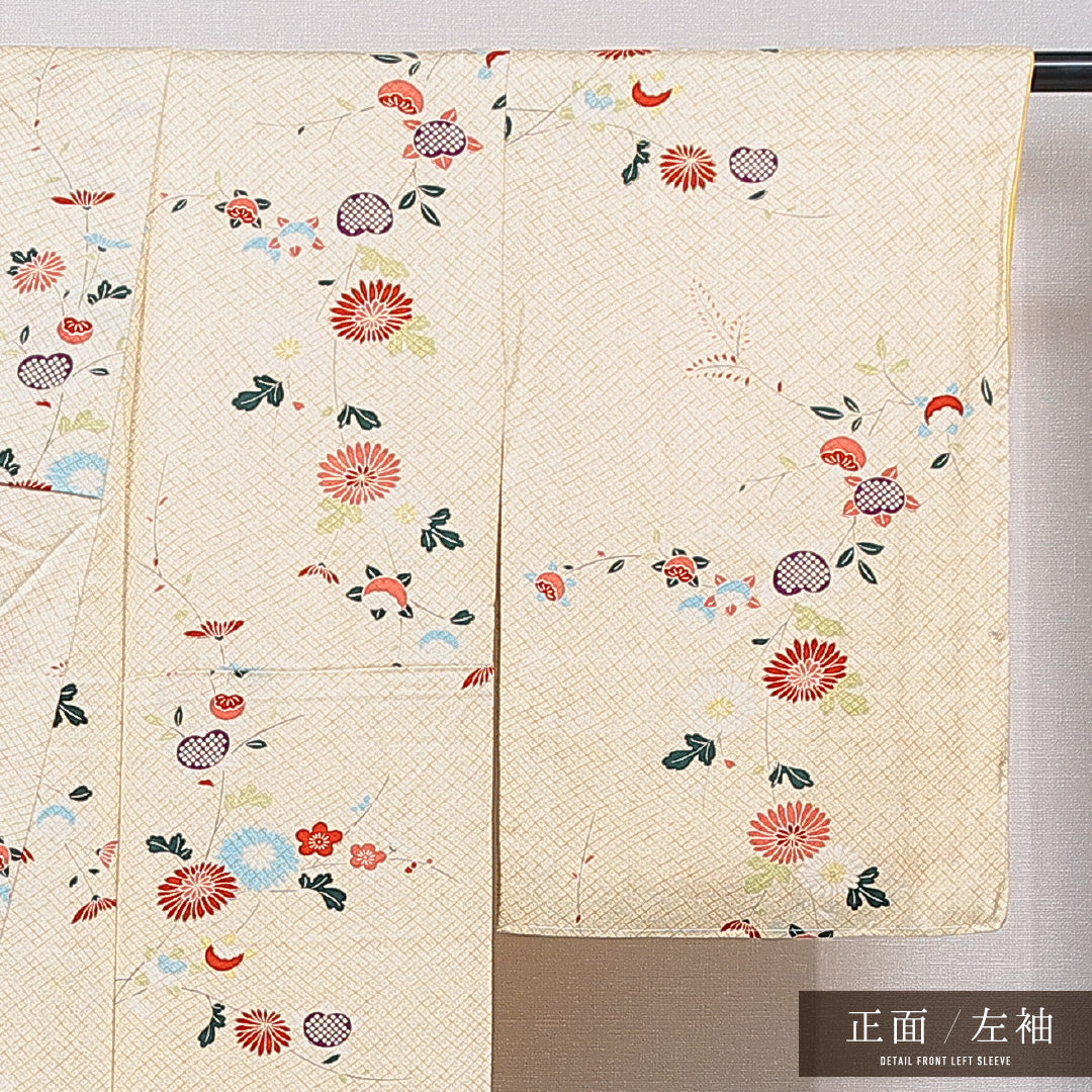 小紋 袷 身丈156cm 裄丈62cm 正絹 Aランク インフォーマル 広衿 Mサイズ 菊 クリーム系 HP 1221-15626