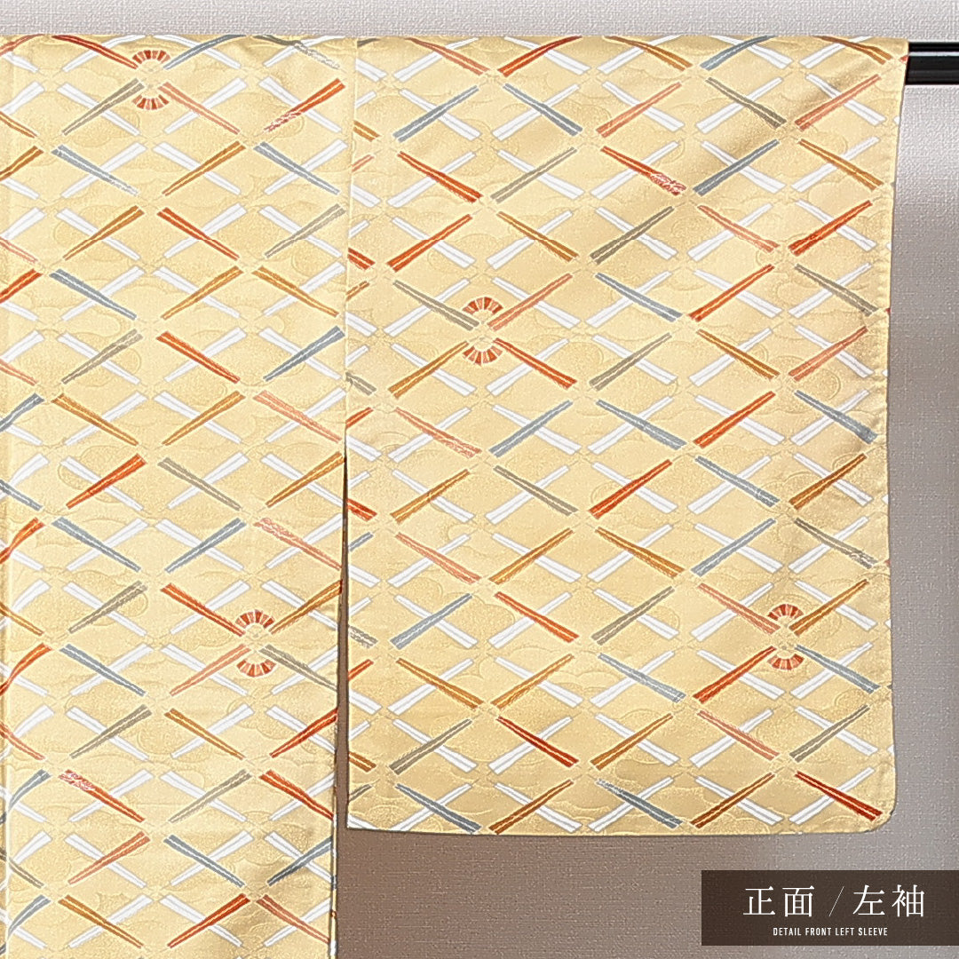 小紋 洗える着物 袷 身丈153cm 裄丈62cm ポリエステル Sランク Sサイズ 広衿 インフォーマル 紋意匠 雲取り 扇 クリーム系 金系 1215-14981