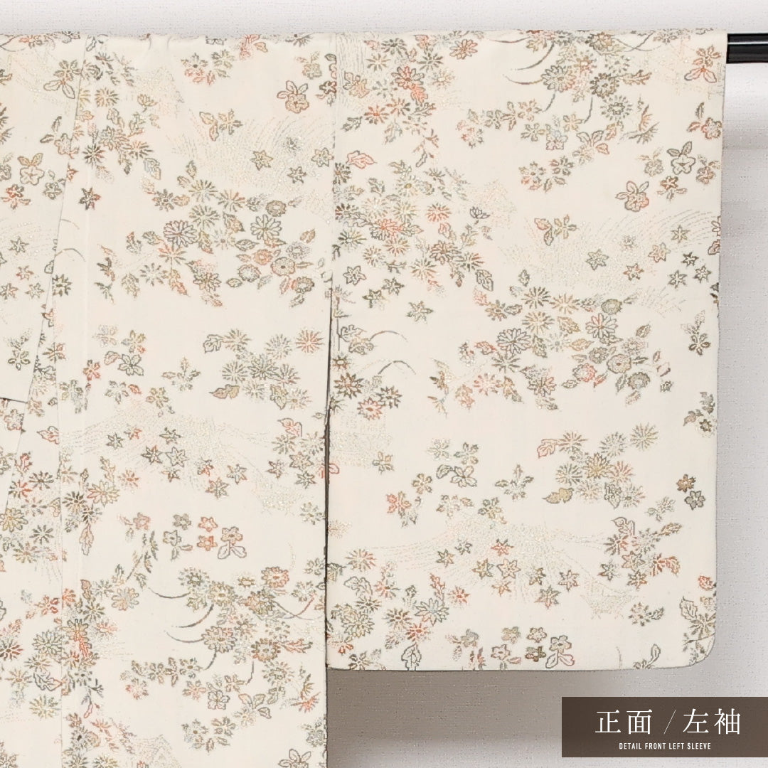 お召 袷 身丈159cm 裄丈62cm 正絹 Aランク インフォーマル 広衿 Mサイズ 漆糸 菊 紅葉 白系 RP 1222-13630