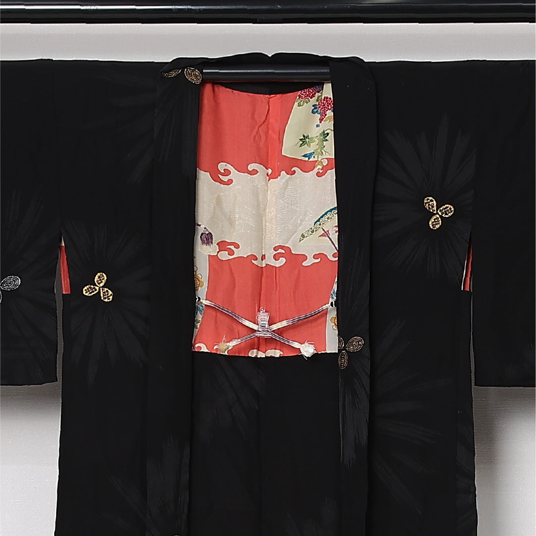 アンティーク 黒羽織 袷 身丈76cm 裄丈62cm 正絹 Aランク 一つ紋 (蔦) Sサイズ 紐あり 柏 黒系 RP 1233-12738