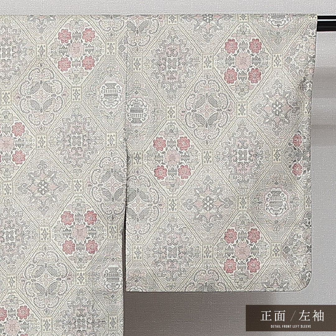 洗える着物 ウールの紬 単衣 身丈147cm 裄丈61cm ウール Aランク カジュアル バチ衿 XSサイズ 古典柄 クリーム系 HP 1223-14303