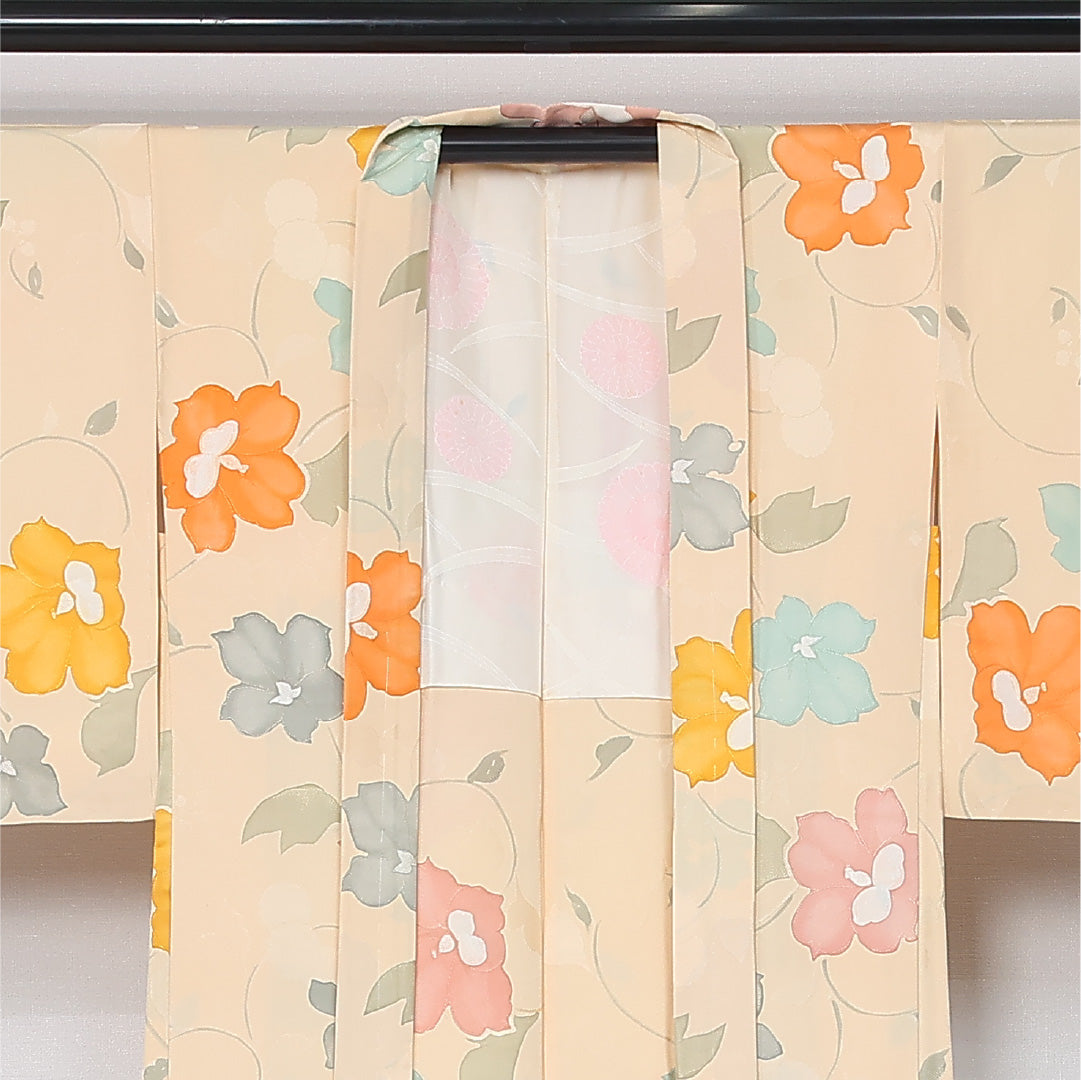羽織 袷 身丈78cm 裄丈61cm 正絹 Aランク カジュアル Sサイズ 雪輪 草花 ベージュ系 HP 1232-12105