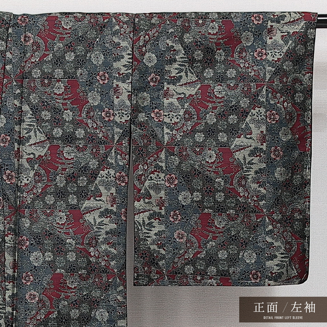 未使用品 洗える着物 ウールの紬 単衣 身丈155cm 裄丈61cm ウール Sランク カジュアル バチ衿 Mサイズ しつけ糸 古典柄 グレー系 RP 1223-14547