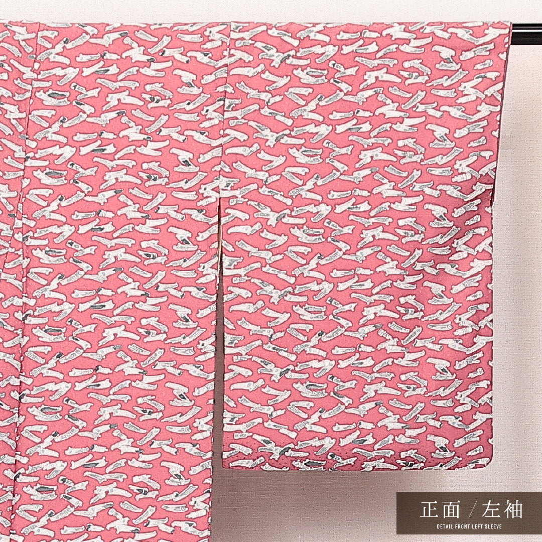 小紋 袷 身丈159cm 裄丈63cm 正絹 Sランク インフォーマル 広衿 Mサイズ 楽器 ピンク系 RP 1221-14089