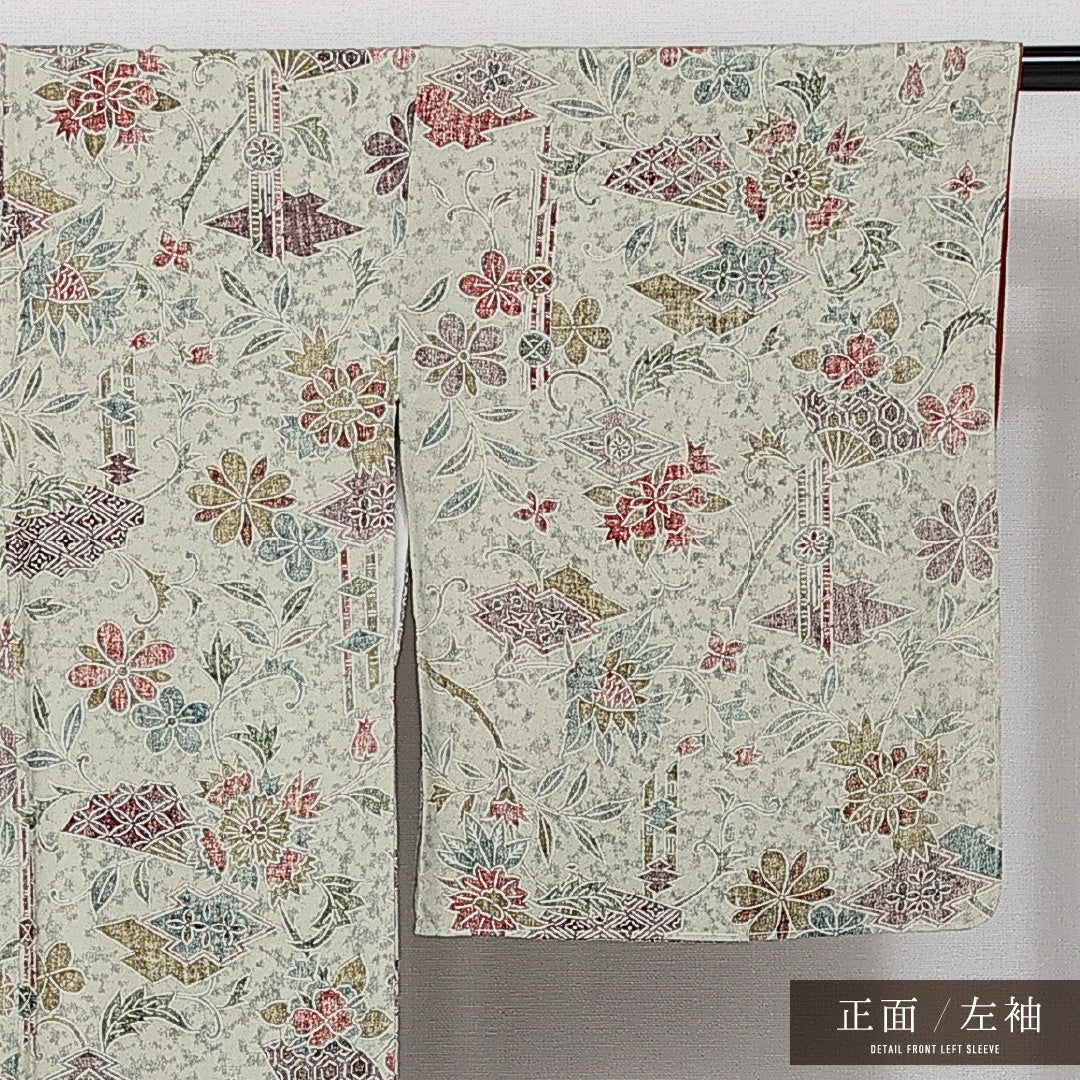 未使用品 小紋 袷 身丈159cm 裄丈64cm 正絹 Sランク インフォーマル 広衿 Mサイズ しつけ糸 吉祥文様 緑系 RP 1221-14301
