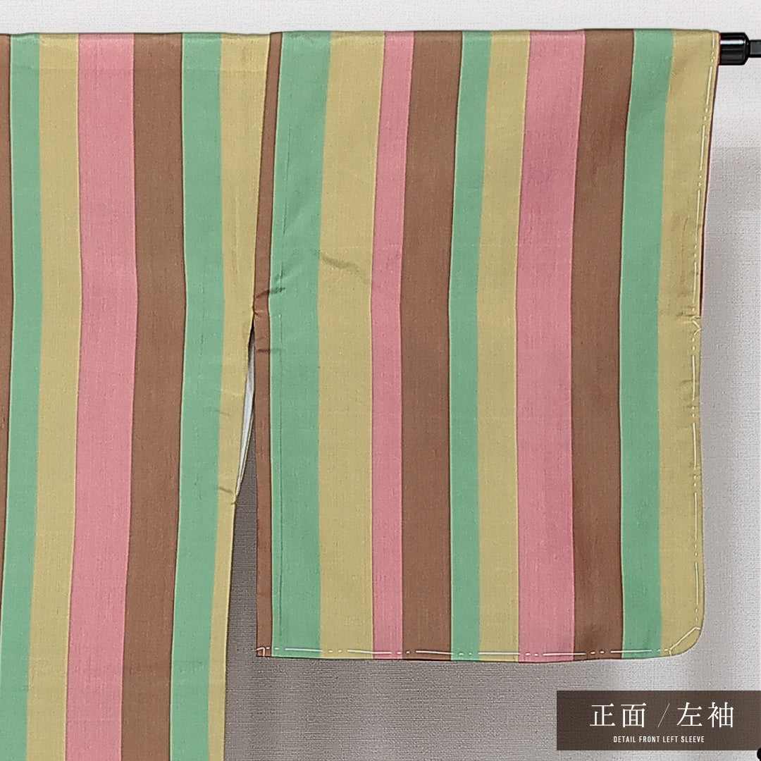 未使用品 紬 袷 身丈155cm 裄丈68cm 正絹 Sランク カジュアル 広衿 Mサイズ しつけ糸 創作柄 多色系 M4 1223-14261
