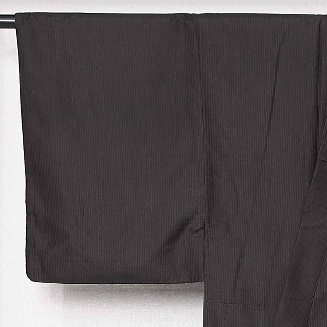 男着物 袷 身丈134cm 裄丈64cm 正絹 Sランク カジュアル 棒衿 XSサイズ 縞 黒系 RP 1224-13031