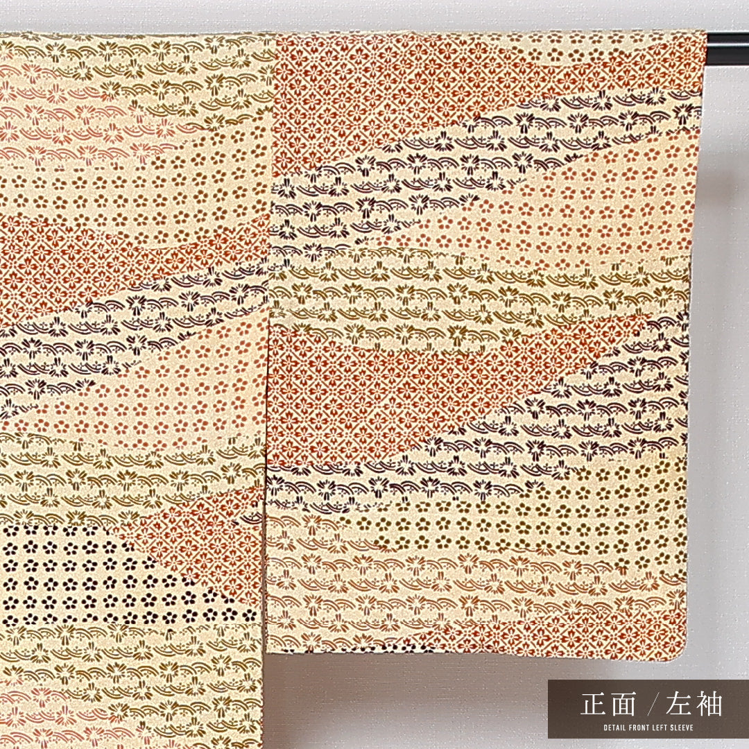 小紋 単衣 身丈151cm 裄丈63cm 正絹 Sランク インフォーマル 広衿 Sサイズ 花菱 梅鉢 ベージュ系 RP 1221-12174