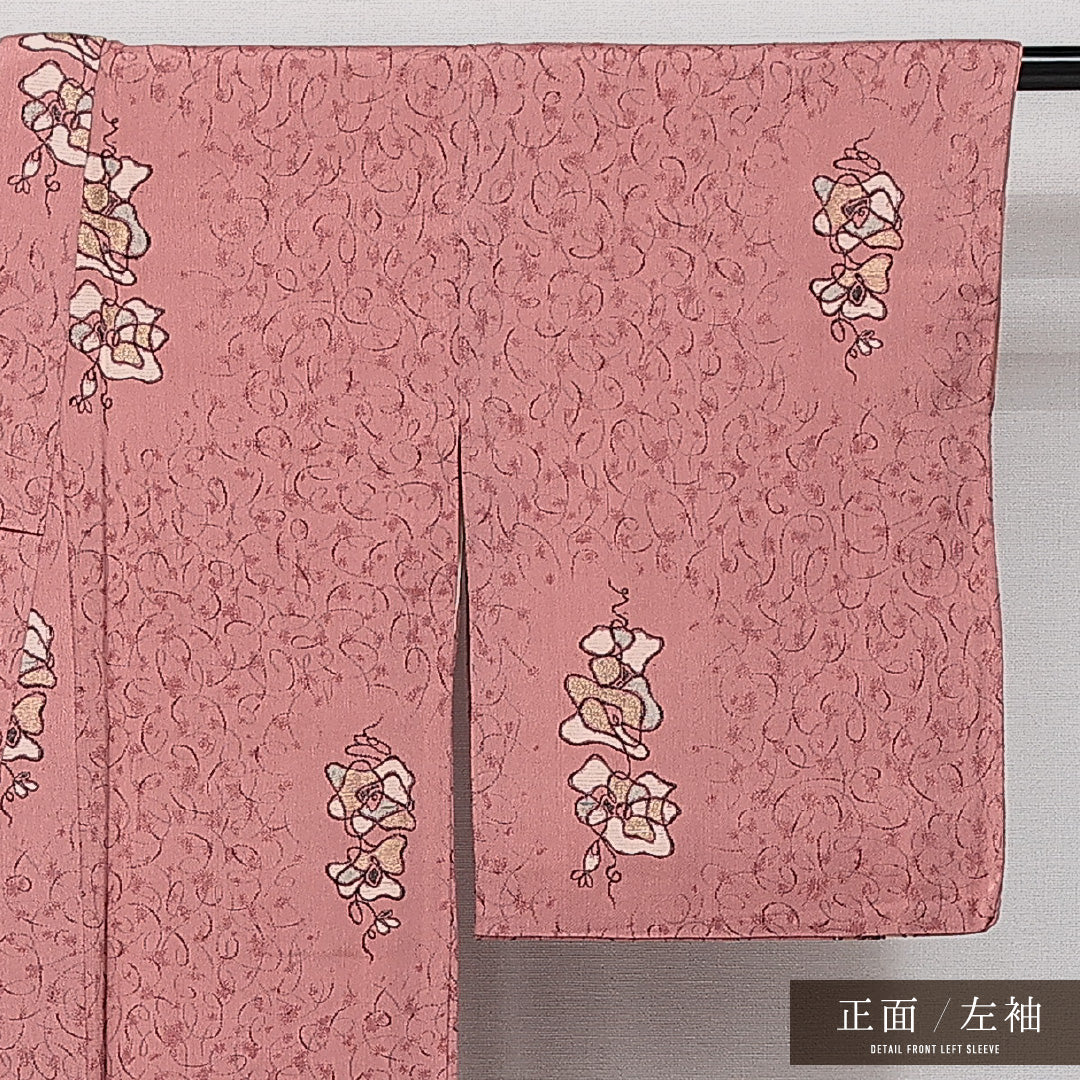 お召 袷 身丈157cm 裄丈60cm 正絹 Sランク インフォーマル バチ衿 Mサイズ 唐草 花柄 ピンク系 RP 1222-14296