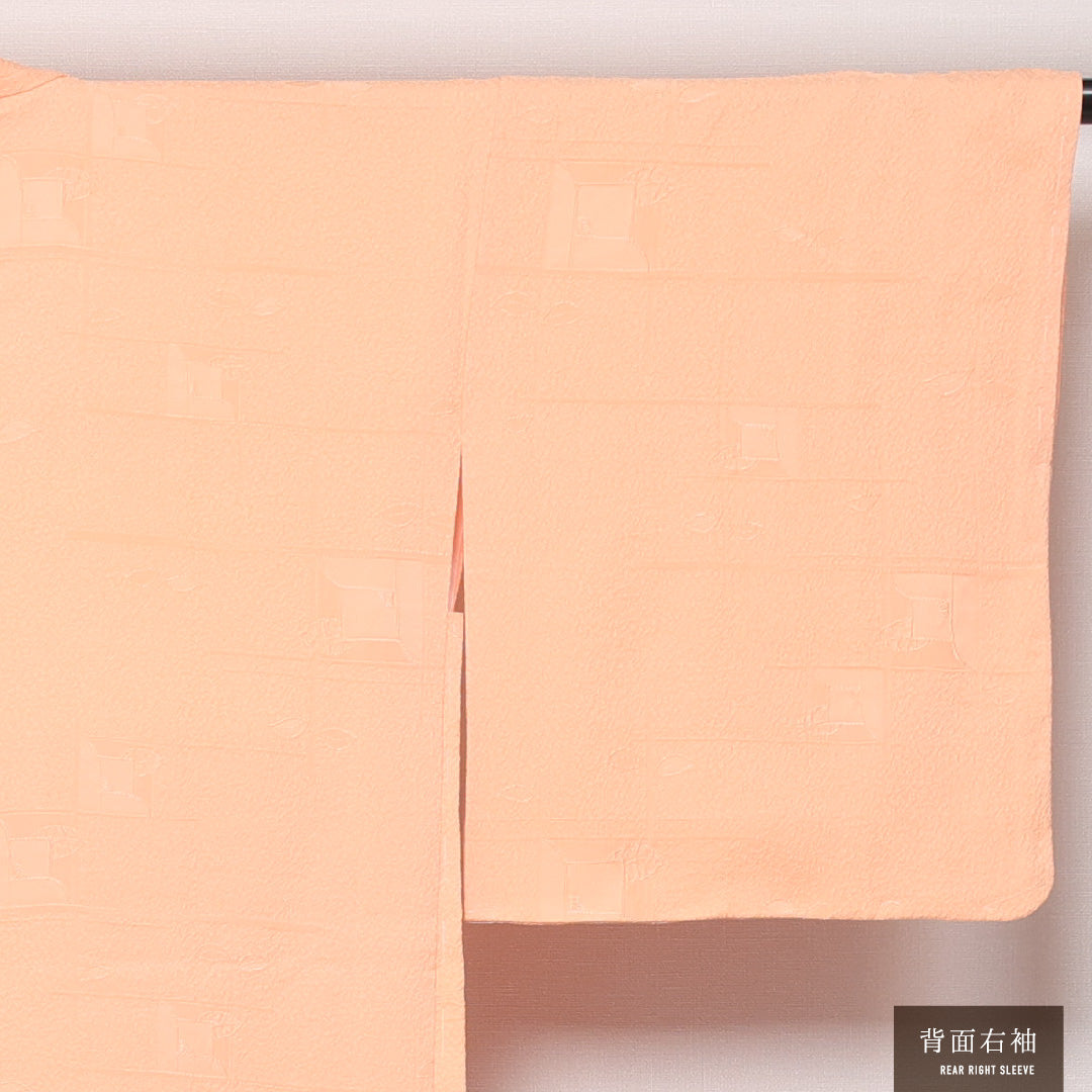 未使用品 羽織 袷 身丈83cm 裄丈64cm 正絹 Nランク 一つ紋 (剣片喰) 紋意匠 (創作柄) セミフォーマル Mサイズ ふくれ織 しつけ糸 クリーム系 RP 1232-13795