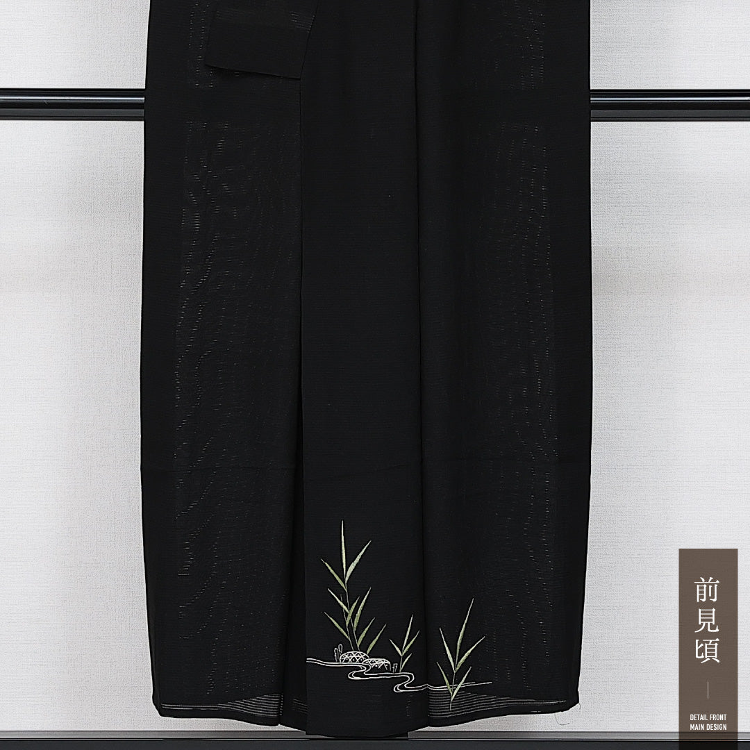 アンティーク 夏物 付下げ 絽 身丈145cm 裄丈61cm 正絹 Aランク 三つ紋 (蔓柏) 広衿 XSサイズ 黒系 RP 1218-14229