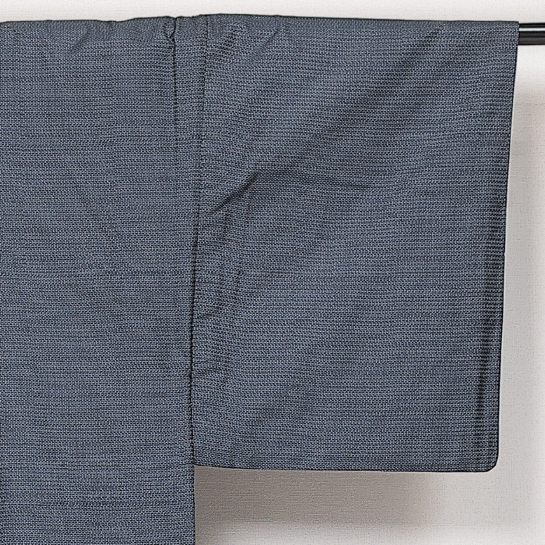 男着物 (大島紬) 袷 身丈147cm 裄丈68cm 正絹 Sランク インフォーマル 棒衿 Lサイズ 経緯絣 亀甲絣 紺系 RP 1224-13958