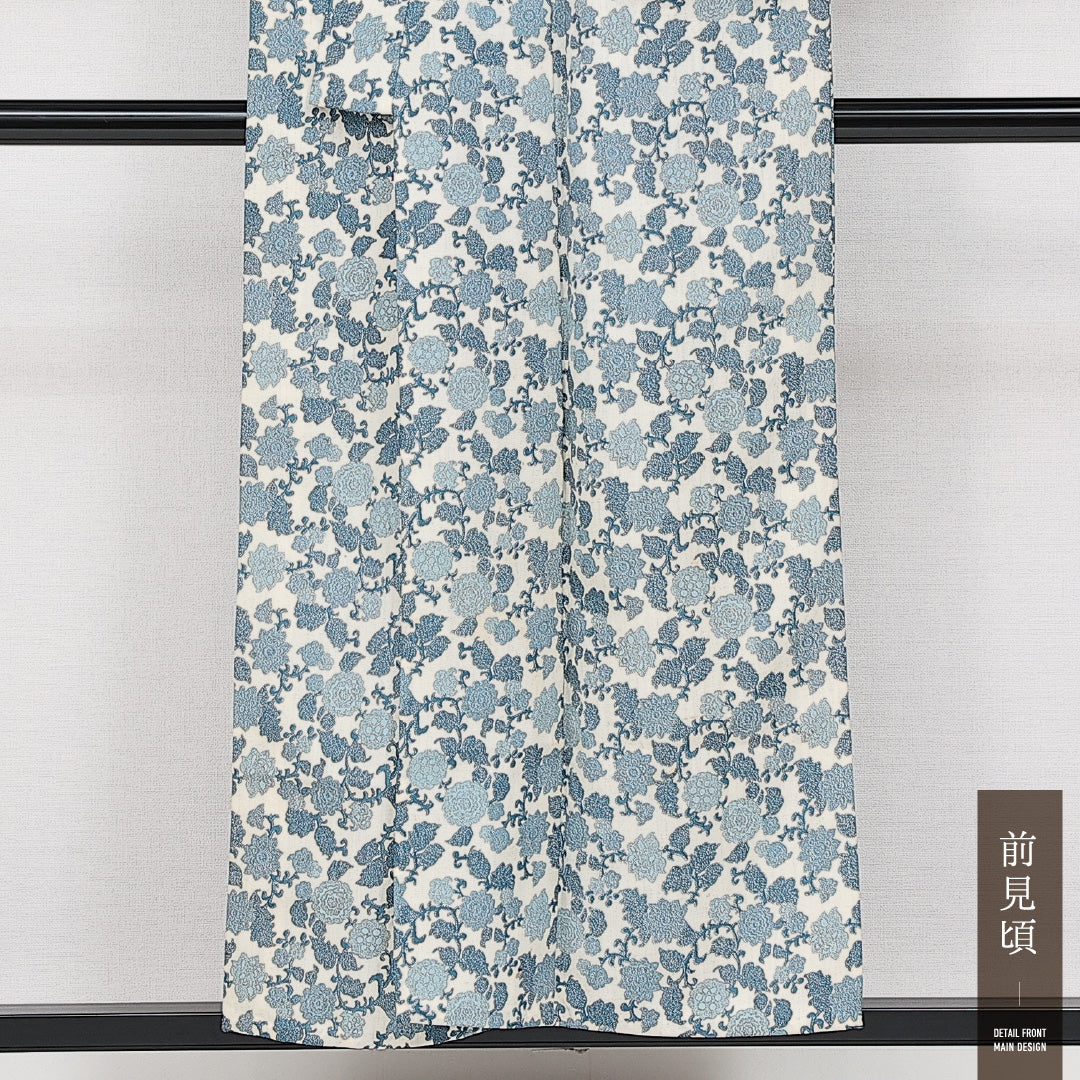 ウールの小紋 洗える着物 単衣 身丈153cm 裄丈63cm ウール Cランク Sサイズ バチ衿 カジュアル 唐菊 水色系 白系 1215-14617