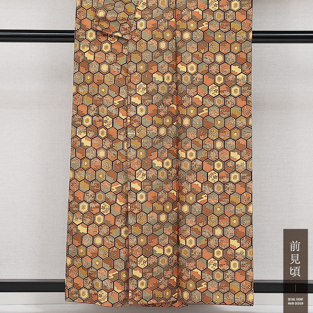 洗える着物 小紋 袷 身丈156cm 裄丈61cm ポリエステル Sランク インフォーマル 広衿 Mサイズ 四季草花 亀甲 茶系 RP 1221-14225