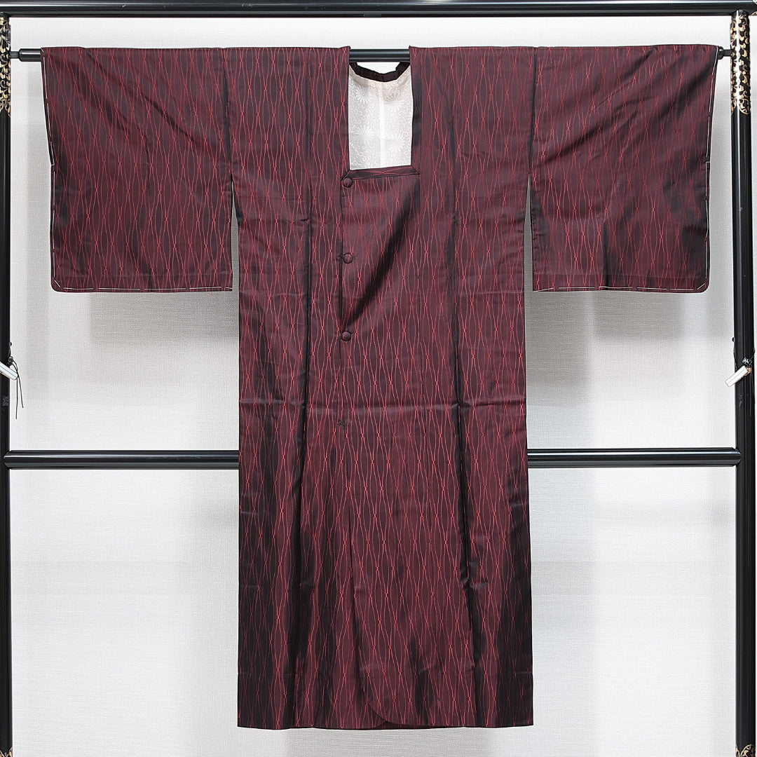 道行コート 単衣 身丈129cm 裄丈66cm 正絹 Sランク Mサイズ フォーマル ポケットあり よろけ縞 黒系 赤系 1263-14750