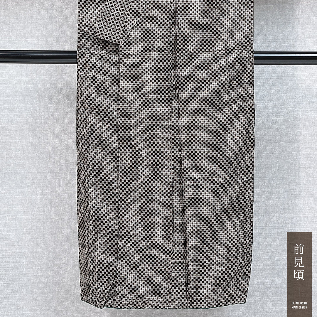 紬 袷 身丈143cm 裄丈62cm 正絹 Aランク XSサイズ バチ衿 カジュアル 市松 茶系 1216-14854