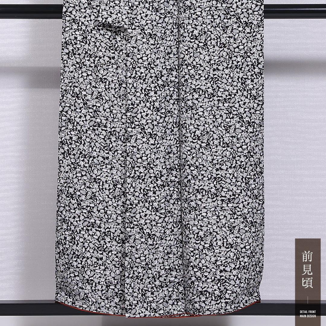 小紋 袷 身丈149cm 裄丈60cm 正絹 Aランク インフォーマル バチ衿 XSサイズ 野菜 黒系 RP 1221-11829