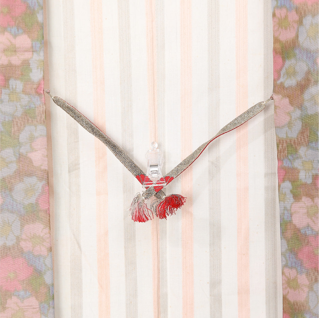 アンティーク 羽織 (銘仙) 袷 身丈82cm 裄丈63cm 正絹 Aランク Sサイズ 紐あり 花柄 多色系 M4 1232-12517