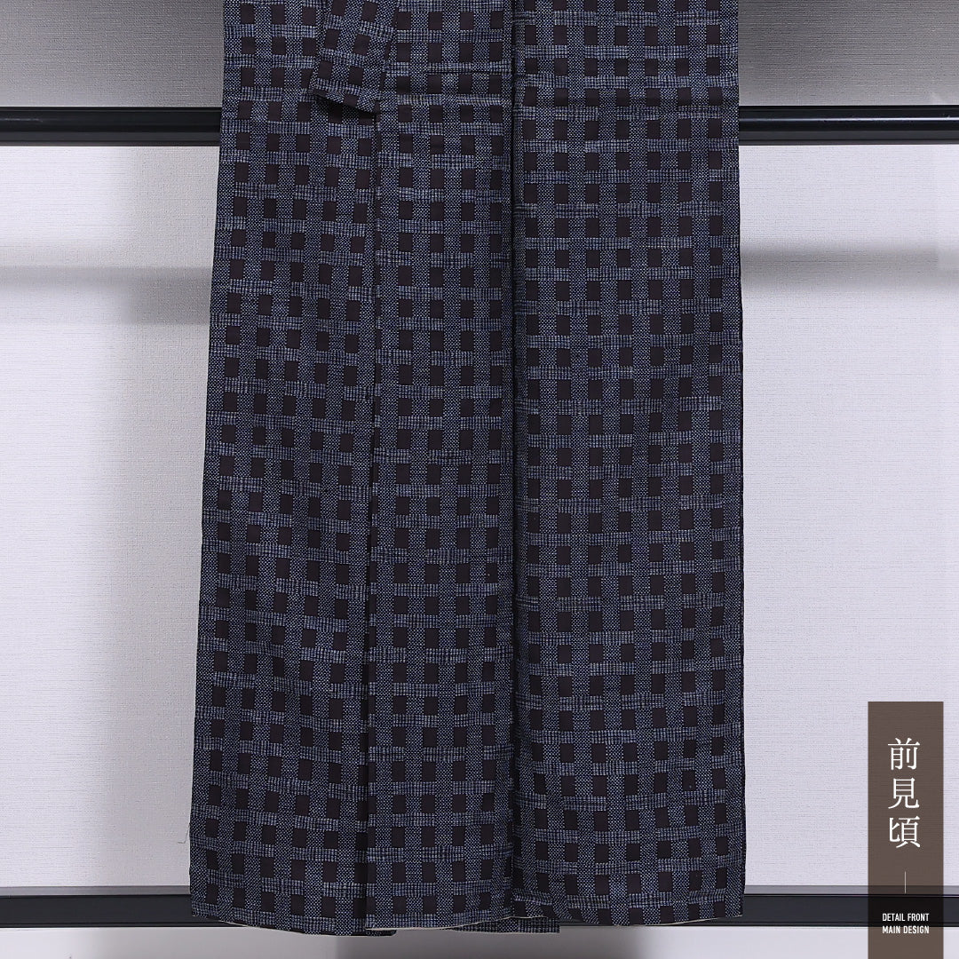 アンティーク 紬 袷 身丈154cm 裄丈62cm 正絹 Aランク バチ衿 Sサイズ 格子 紺系 M4 1223-11606