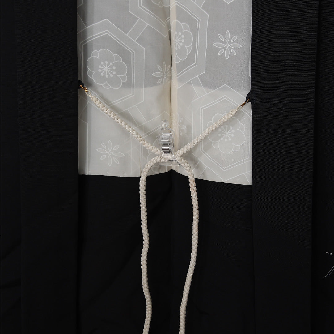黒羽織 袷 身丈81cm 裄丈65cm 正絹 Bランク インフォーマル Mサイズ 紐あり 菊 吉祥文様 黒系 RP 1233-12737