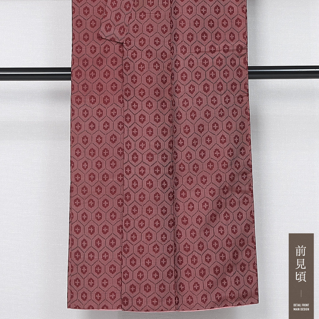 紬 袷 身丈144cm 裄丈63cm 正絹 Cランク カジュアル バチ衿 XSサイズ 亀甲 赤系 LP 1223-12007