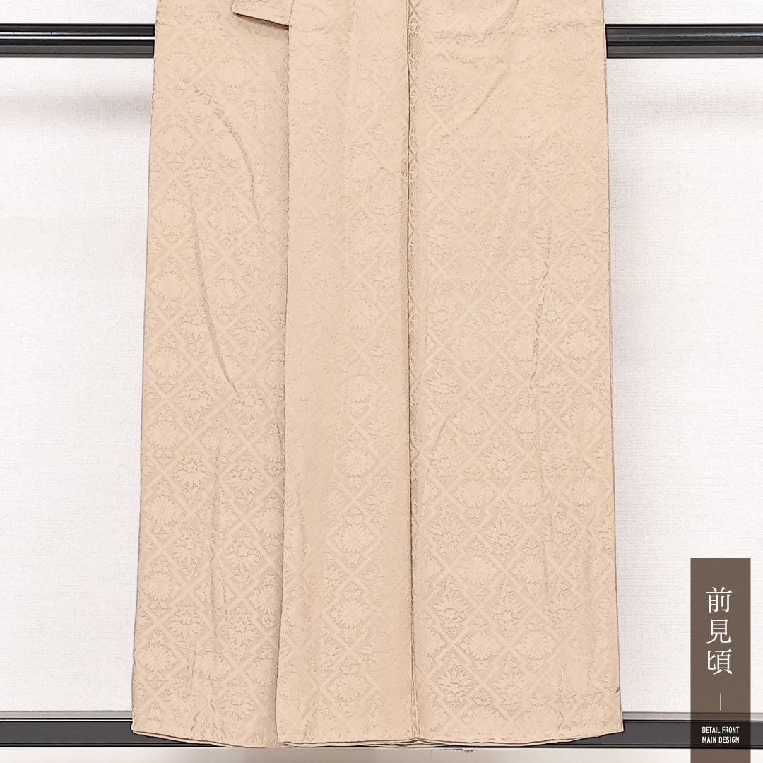 色無地 袷 身丈152cm 裄丈61cm 正絹 Aランク インフォーマル バチ衿 Sサイズ 松皮菱 菊 笹 クリーム系 RP 1219-13379