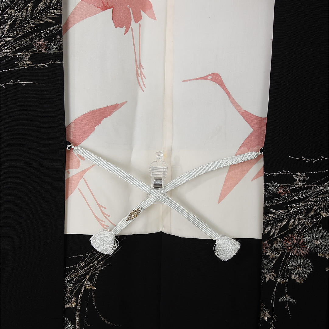 黒羽織 袷 身丈79cm 裄丈63cm 正絹 Cランク 一つ紋 (五三桐) セミフォーマル Sサイズ 漆糸 紐あり 菊 黒系 LP 1233-12779