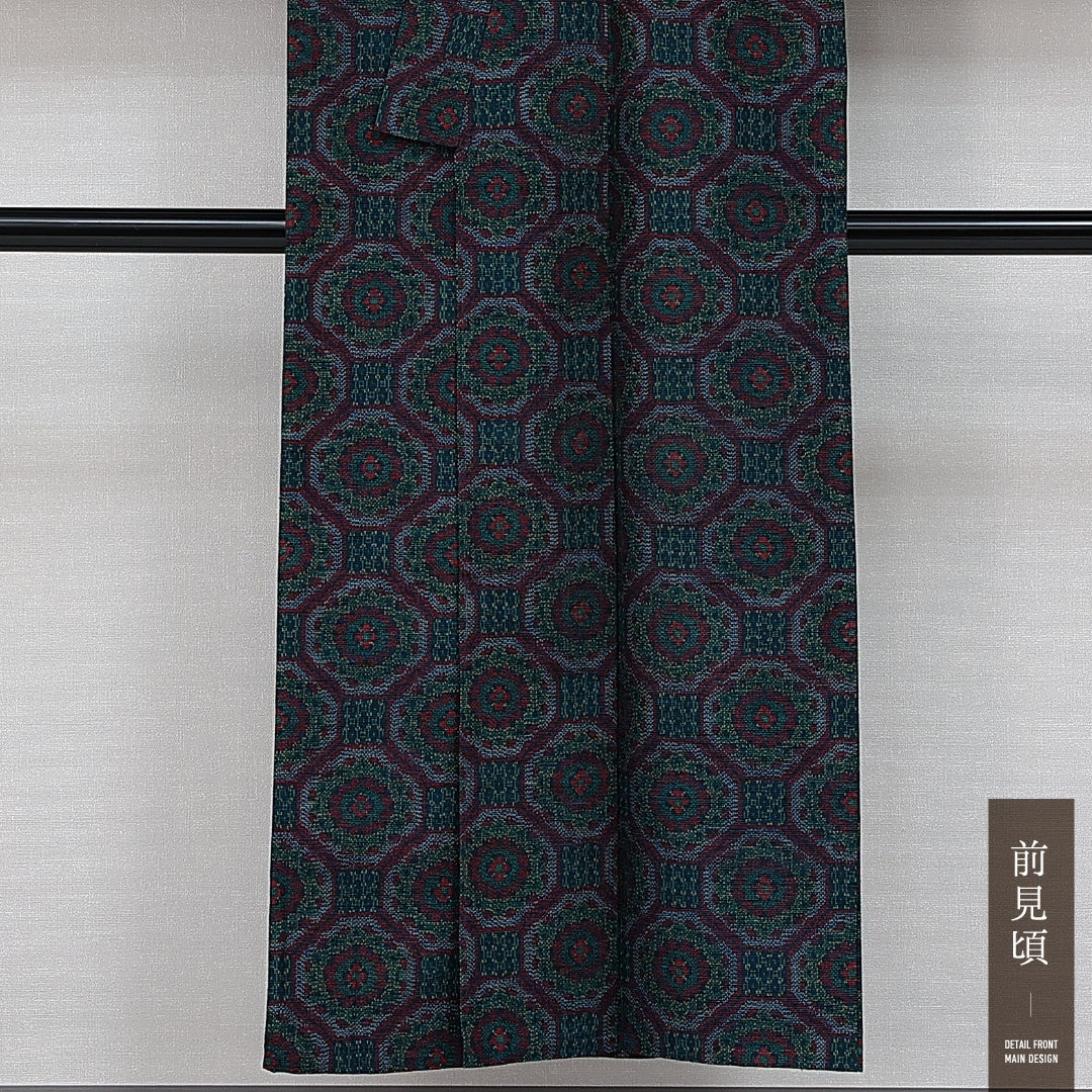 紬 単衣 身丈147cm 裄丈61cm 正絹 Aランク カジュアル バチ衿 XSサイズ 蜀江 紺系 RP 1223-14494