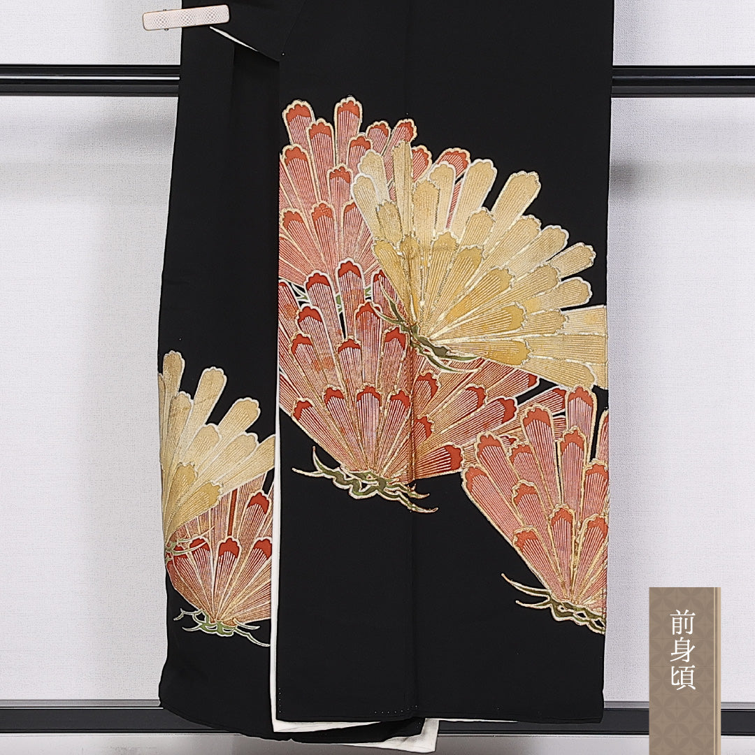 黒留袖 五つ紋 丸に剣片喰 身丈150cm 裄丈60.5cm Sランク 正絹 袷 比翼 広衿 S 金駒刺繍 松 金駒刺繍 松 フォーマル 黒系 1211-F0328