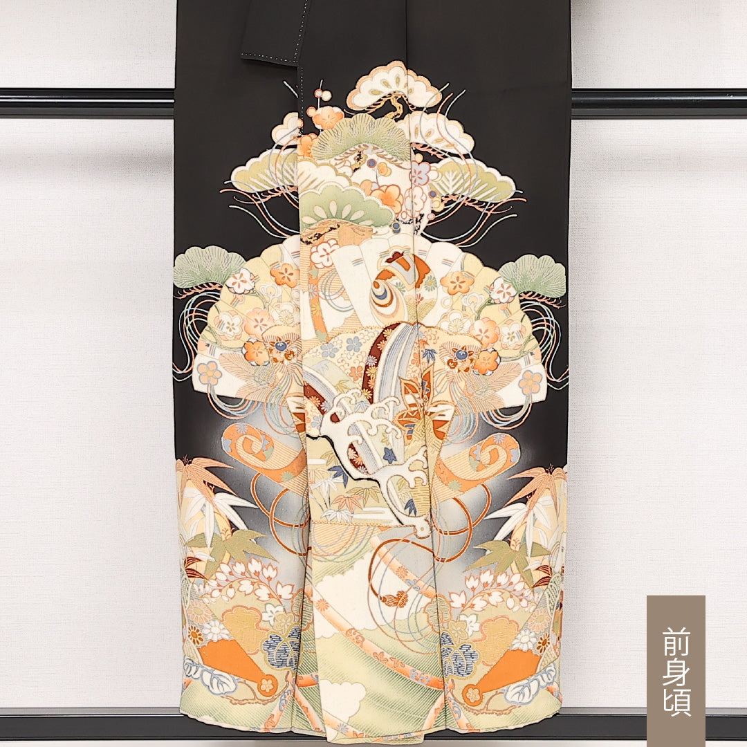 アンティーク 黒留袖 三つ紋 五三桐 身丈151cm 裄丈63.5cm Dランク 正絹 袷 バチ衿 S 金駒刺繍 吉祥文様 扇 レトロ 華やか 黒系 1211-F0575