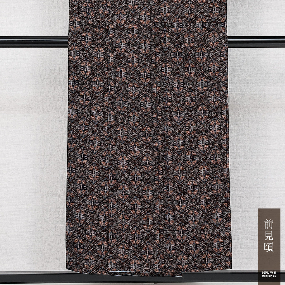洗える着物 ウールの紬 胴抜き 身丈149cm 裄丈64cm ウール Sランク カジュアル バチ衿 XSサイズ 肩当て 創作柄 茶系 RP 1223-14602