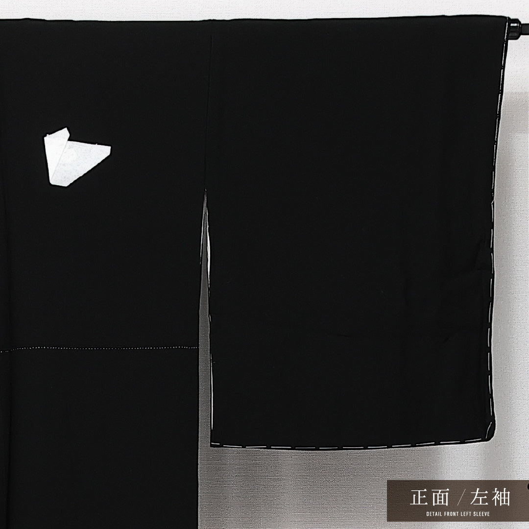 未使用品 黒紋付 五つ紋 蔦 身丈169cm 裄丈67cm Nランク 正絹 袷 広衿 XL しつけ糸 フォーマル 上品 厳か 黒系 1299-F0617