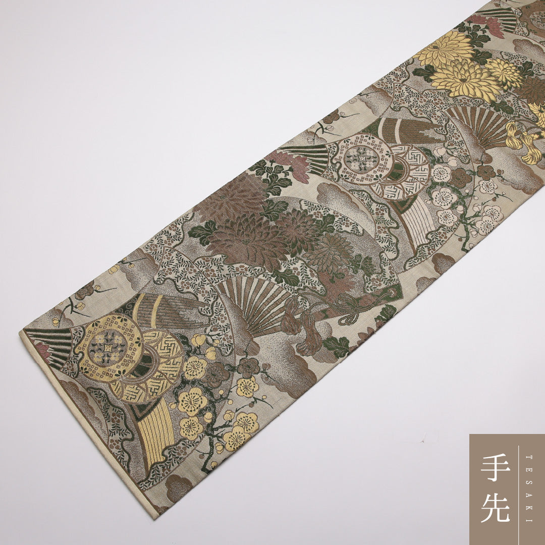 アンティーク 丸帯 帯丈394cm 正絹 全通 扇面文 鼓 雲取り 菊 グレー系 クリーム系 1242-01366
