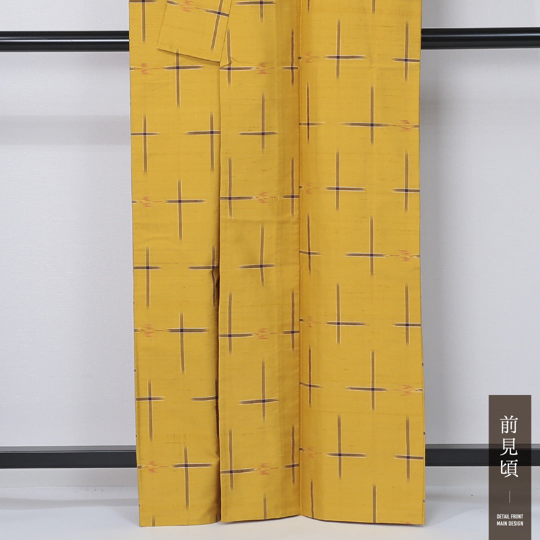 久米島紬 身丈163cm 裄丈65.5cm Sランク L 正絹 単衣 広衿 居敷当て 琉球絣 カジュアル 黄系 1216-12331