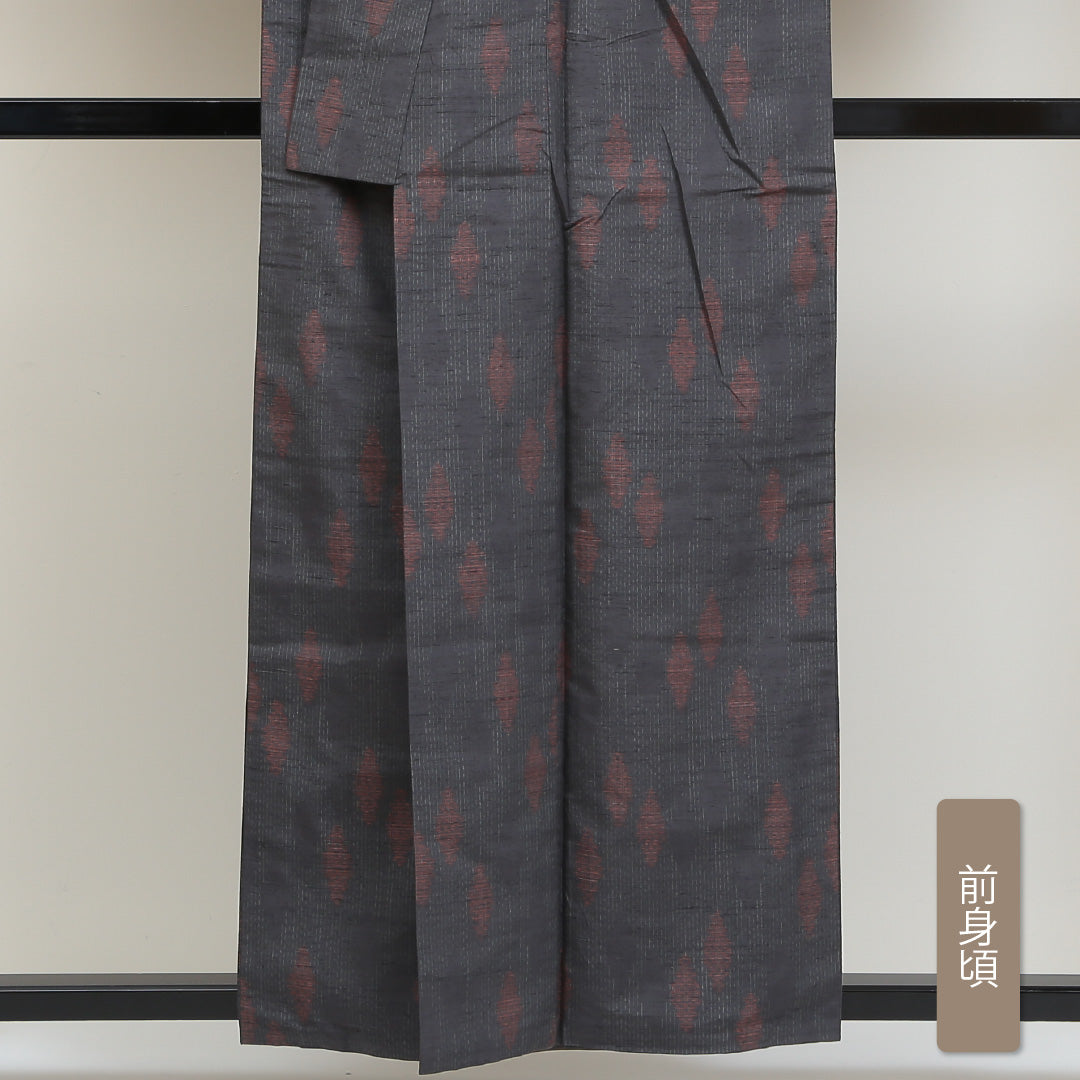紬（真綿紬） 袷 身丈155cm 裄丈66cm 正絹 Aランク Mサイズ 広衿 カジュアル グレー系 1216-02824