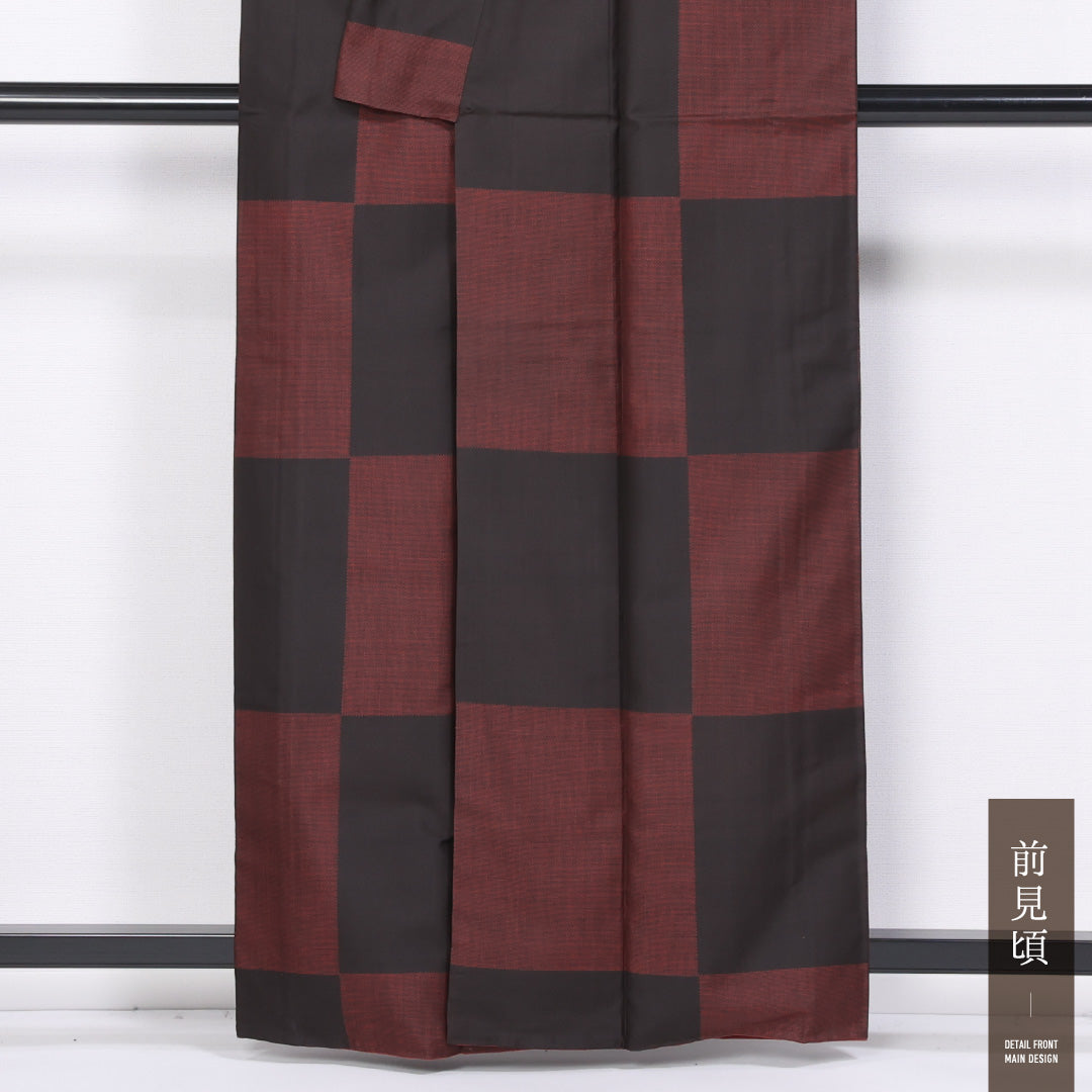 大島紬 袷 身丈158cm 裄丈64cm 正絹 Aランク インフォーマル 広衿 Mサイズ 市松 黒系 M4 1223-11469